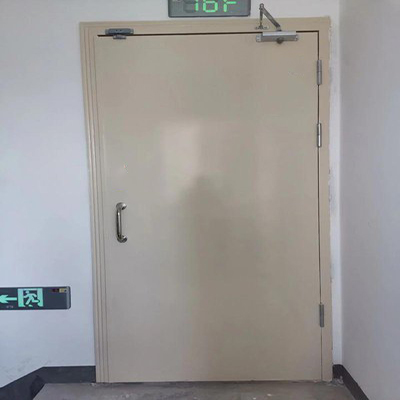 楼道处安装的防火门.jpg